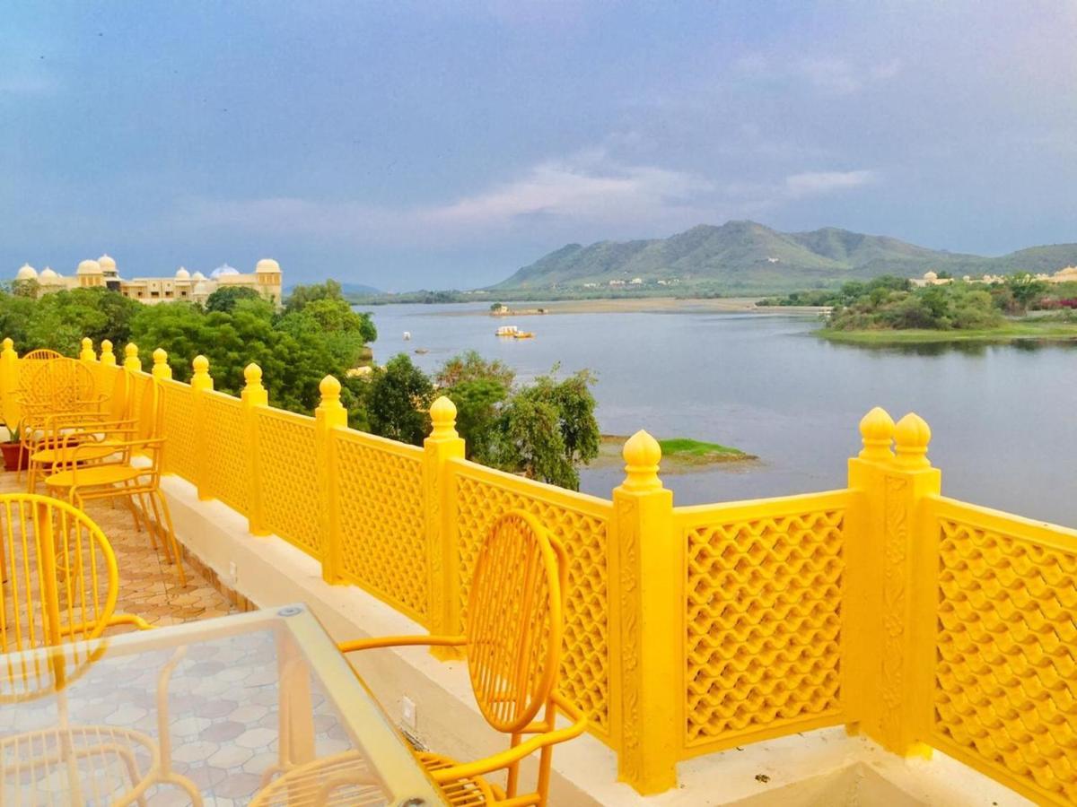 Hotel Haveli Jai Durga At Pichola Lake Udajpur Zewnętrze zdjęcie