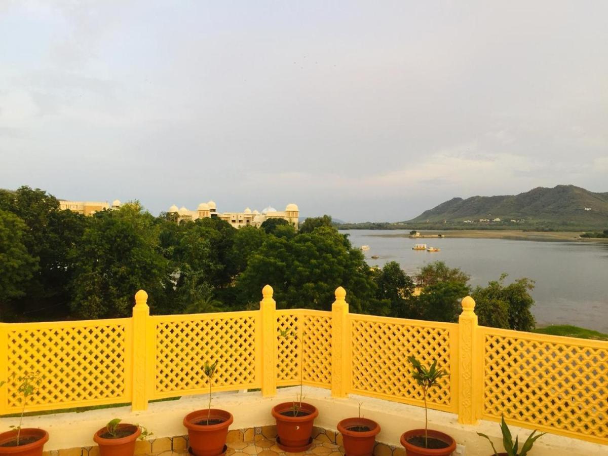 Hotel Haveli Jai Durga At Pichola Lake Udajpur Zewnętrze zdjęcie